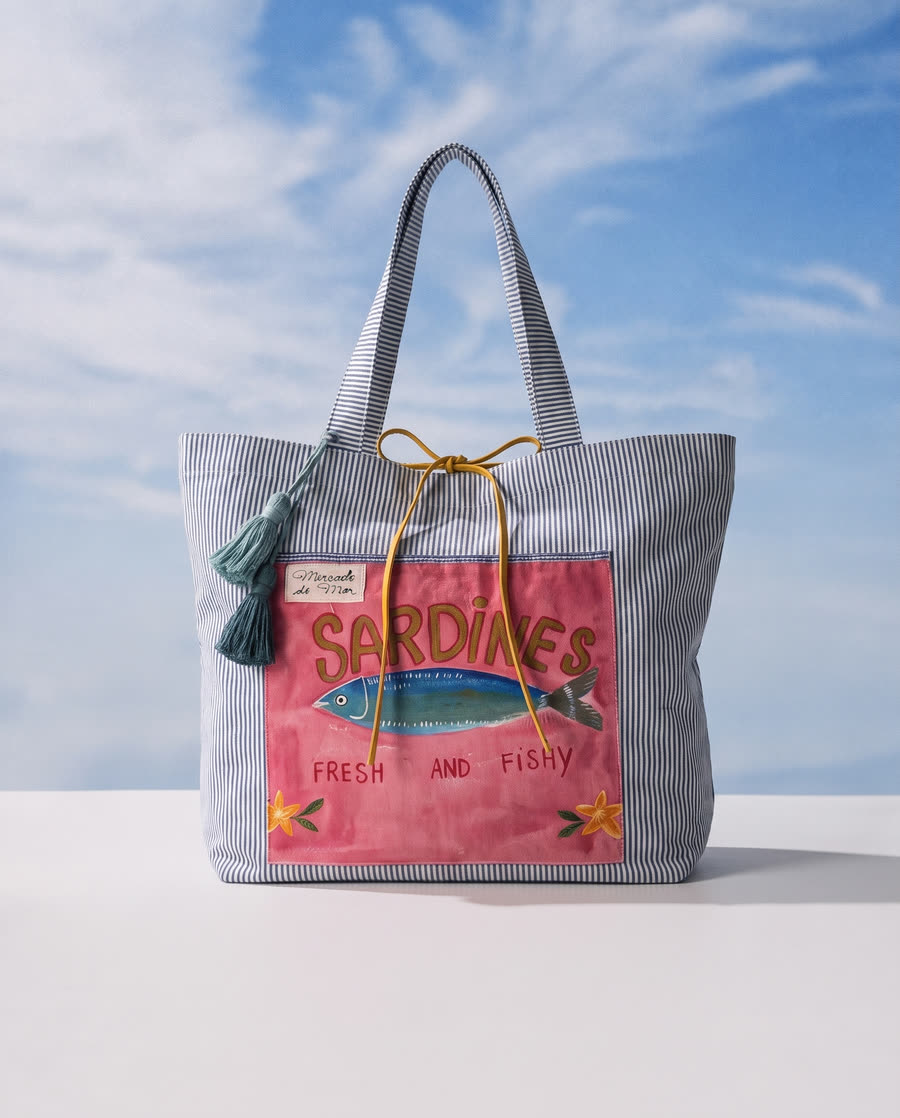 Bolsa A Conserva de pé contra o céu, painel rosa com sardinha em lata pintada